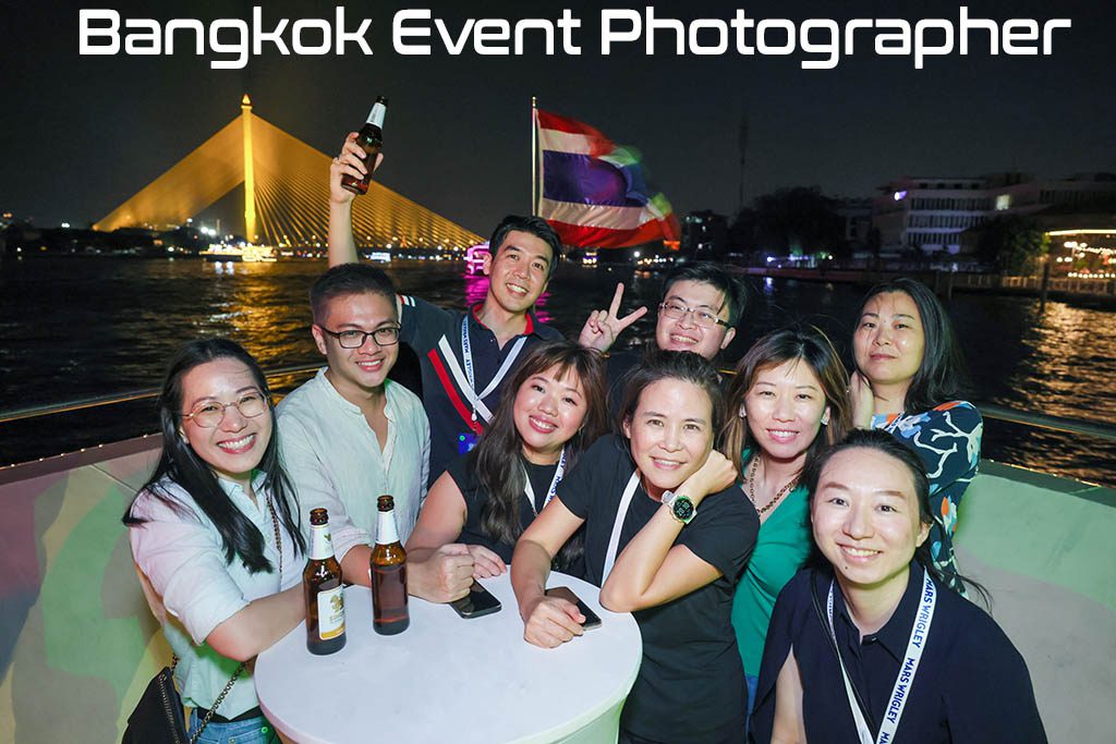 Bangkok Event Photographer Dinner Cruise Golden Bridge on the Chao Phraya River