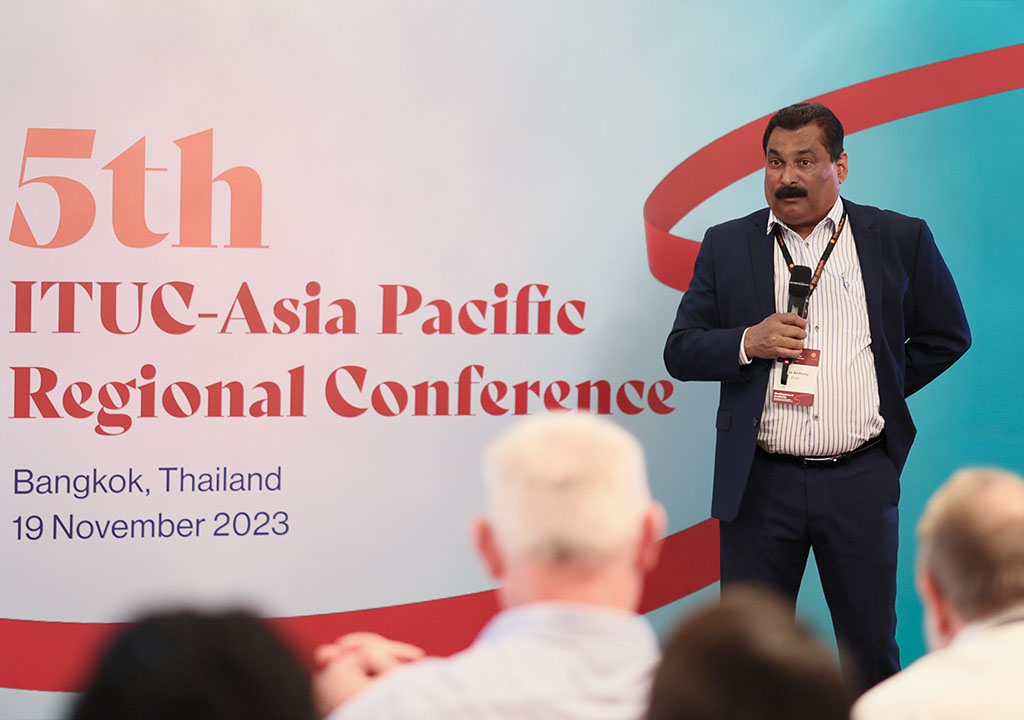 Bangkok Event Photography Asia Pacific regional conference speaker on stage.jpg