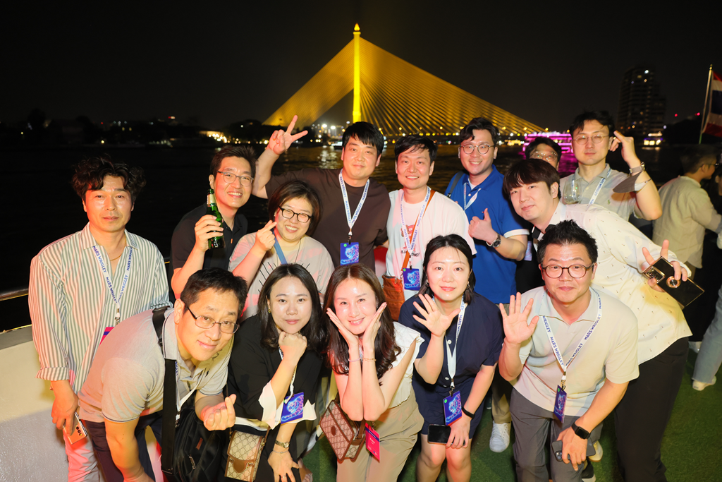 Bangkok Boat Cruise Images 5 Rings Photography 006