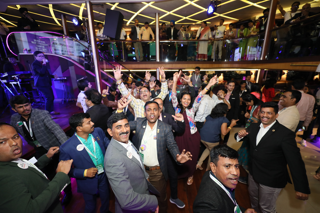 Bangkok Boat Cruise Images 5 Rings Photography 020