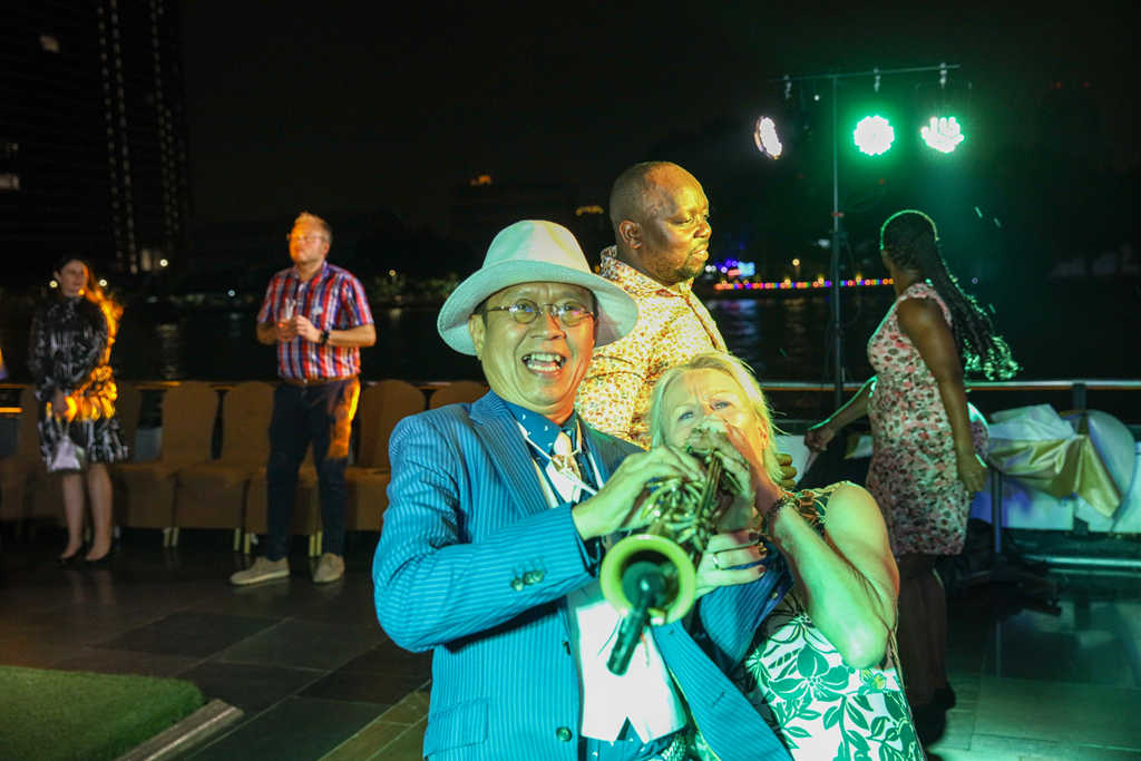 Bangkok Boat Cruise Images 5 Rings Photography 039